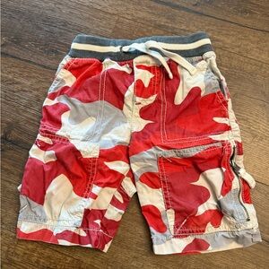Mini Boden Red and grey camouflage Shorts cargo 2T‎